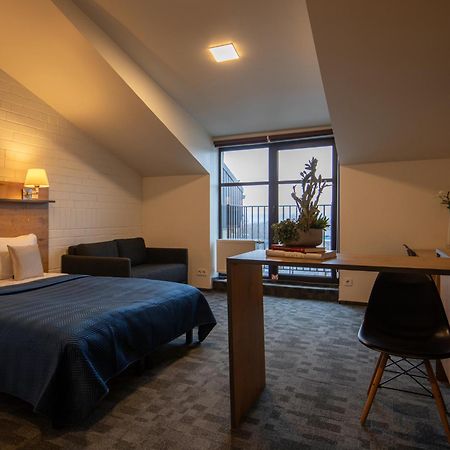 Loft Inn Self-Check In Вильнюс Экстерьер фото