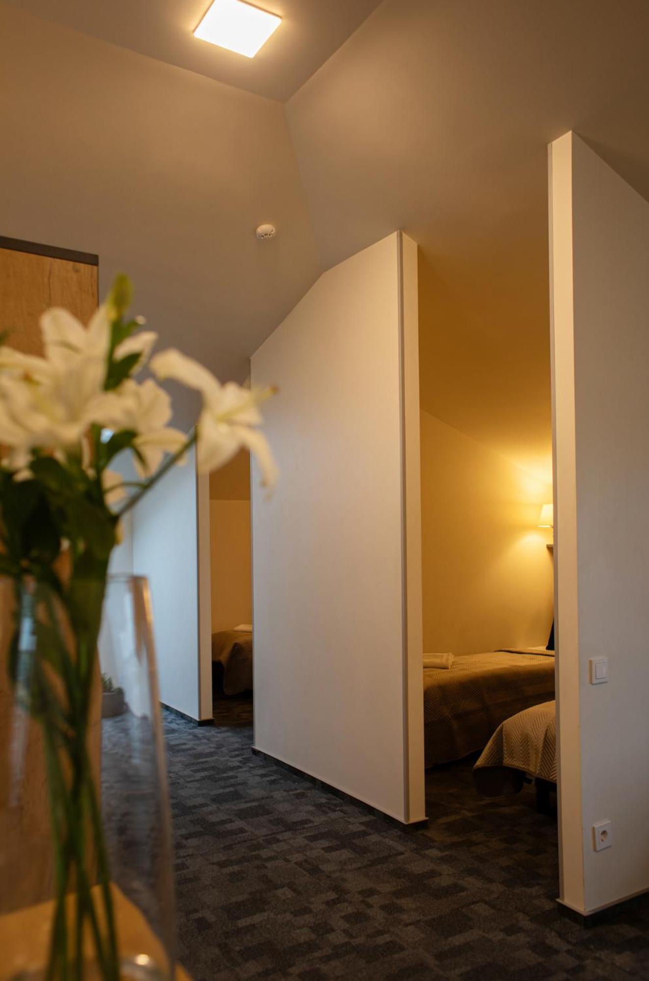 Loft Inn Self-Check In Вильнюс Экстерьер фото