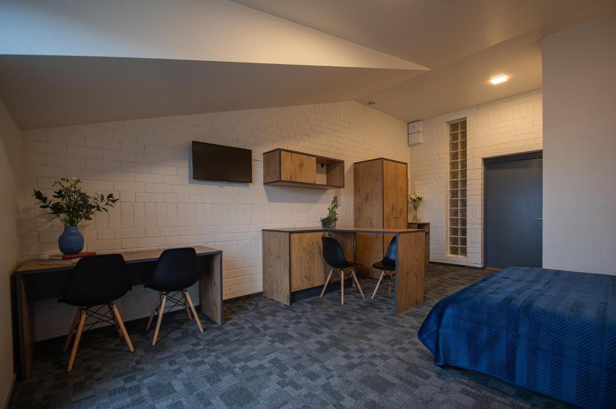 Loft Inn Self-Check In Вильнюс Экстерьер фото