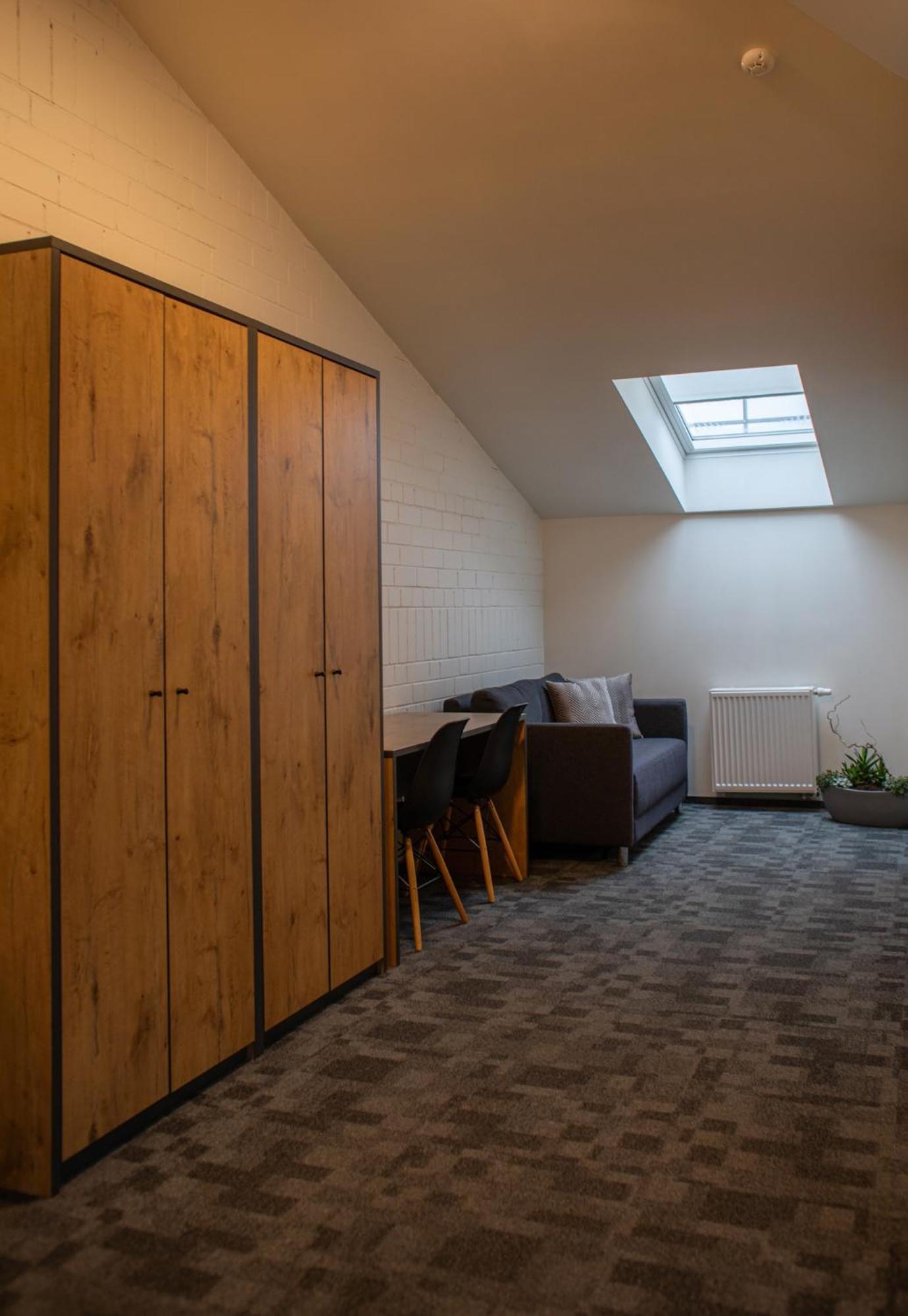 Loft Inn Self-Check In Вильнюс Экстерьер фото