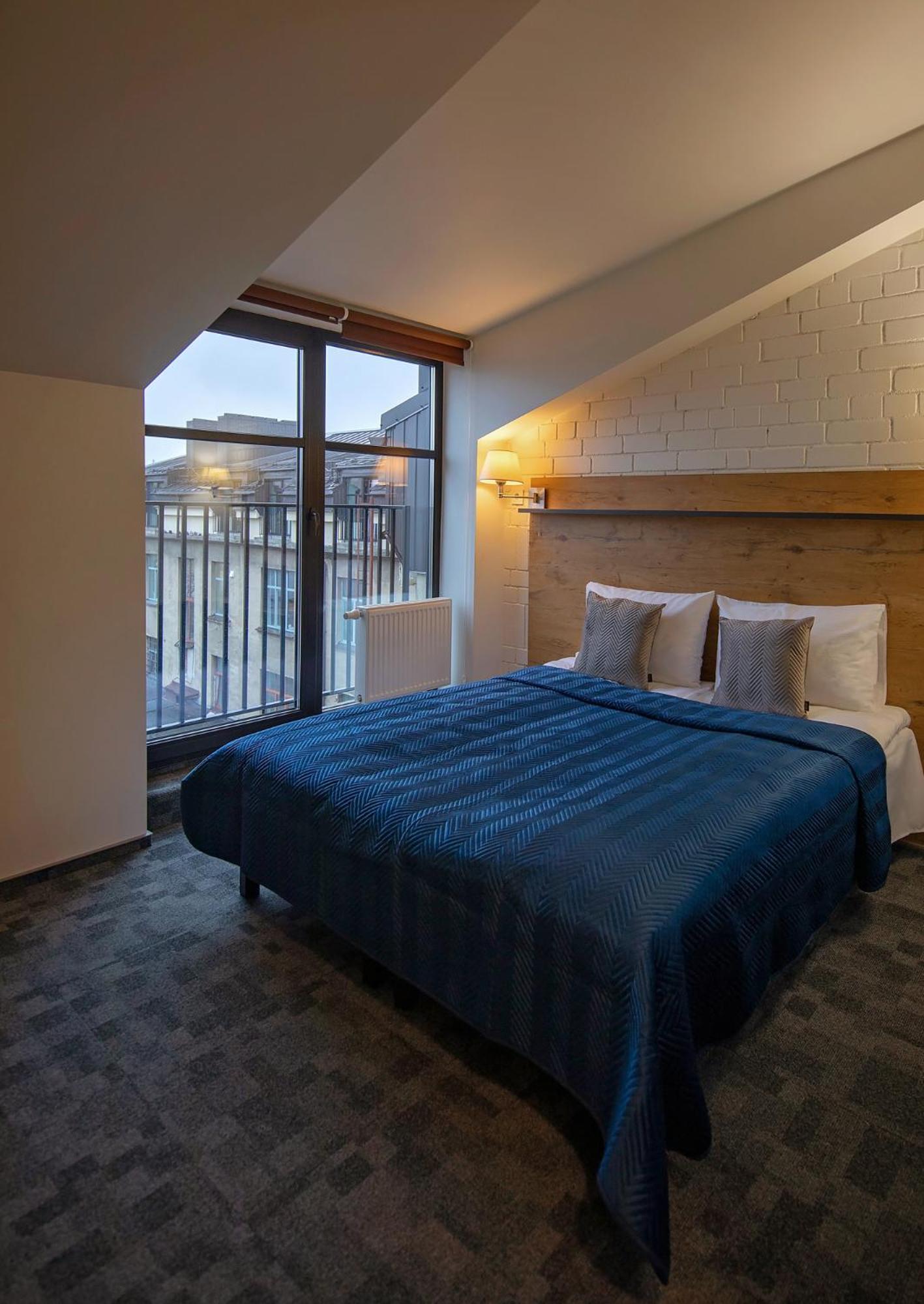Loft Inn Self-Check In Вильнюс Экстерьер фото